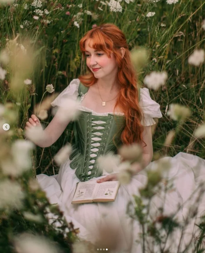 

Vintage white green prom dresses corsetdress fairycore gardenstyle Victorian evening gowns vestidos de fiestas elegantes mujer