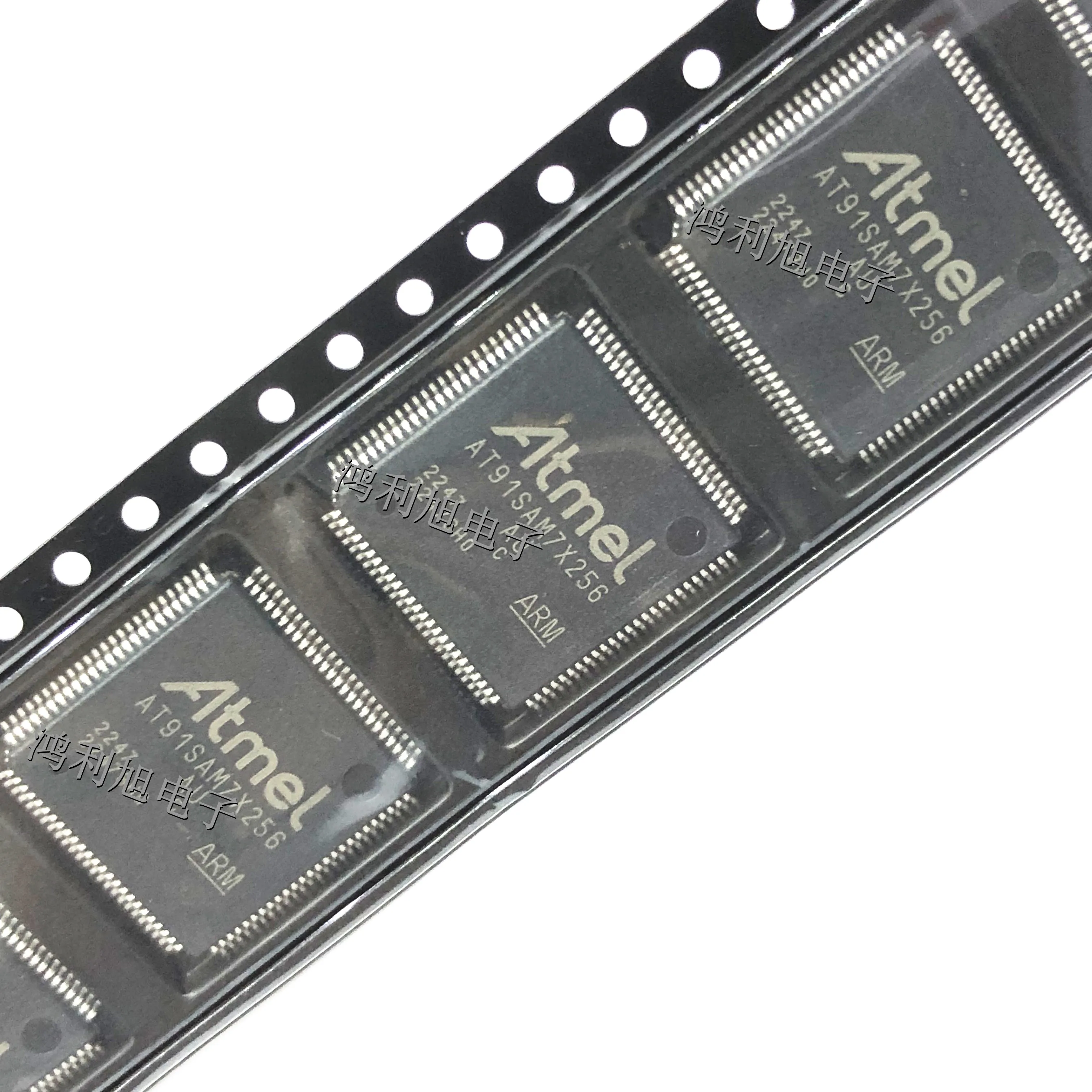 1 Pçs/lote AT91SAM7X256C-AU AT91SAM7X256 MCU 16 bits/32 bits ARM7TDMI RISC 256KB Flash 1.8V/3.3V Bandeja LQFP de 100 pinos