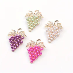 Creative New Fruit Brooch Grape String Rhinestone Pin Plant Corsage Banquet Dress Female Anti-slip Accessories