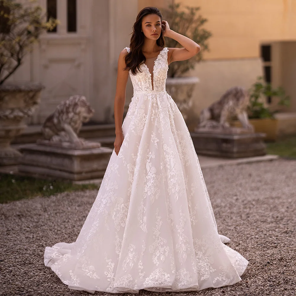 Charmoso vestido de casamento profundo decote em v sem mangas uma linha renda vestido de noiva personalizado vestidos de noiva sem costas