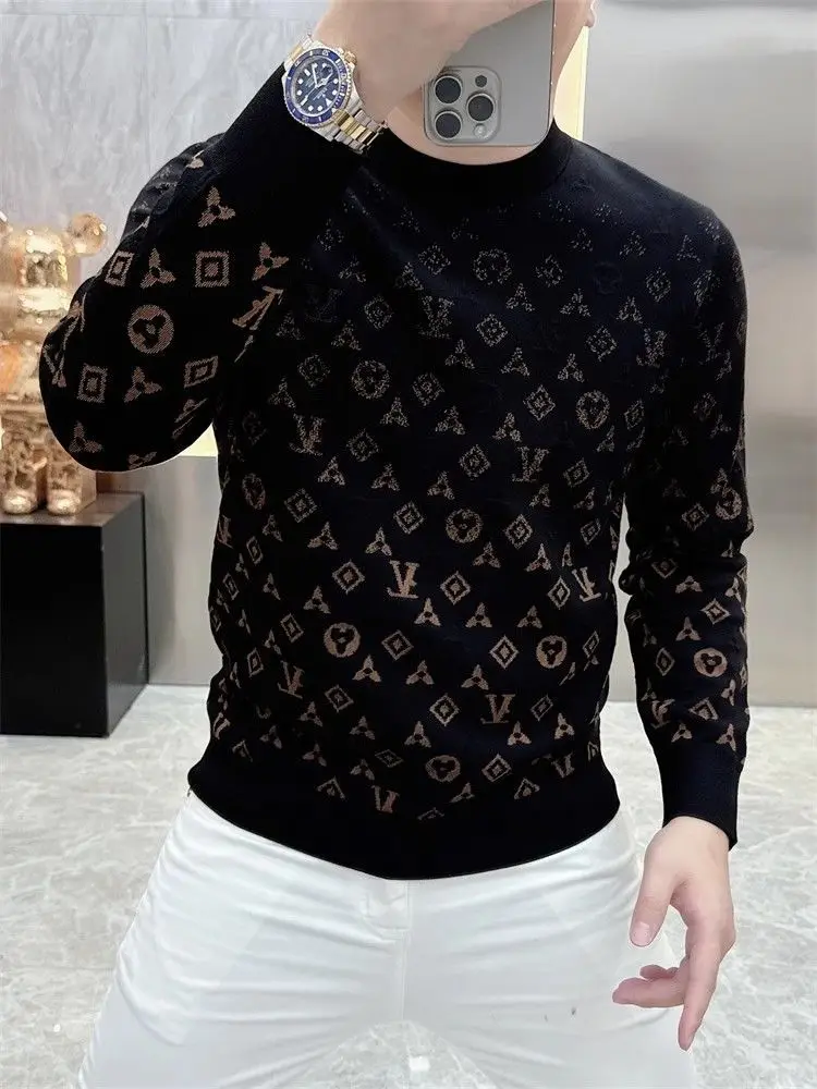 

Spring and Autumn Long Sleeve Sweater Men's Trendy Brand Slim Bottom Top New Versatile Men's Clothing Design Sense