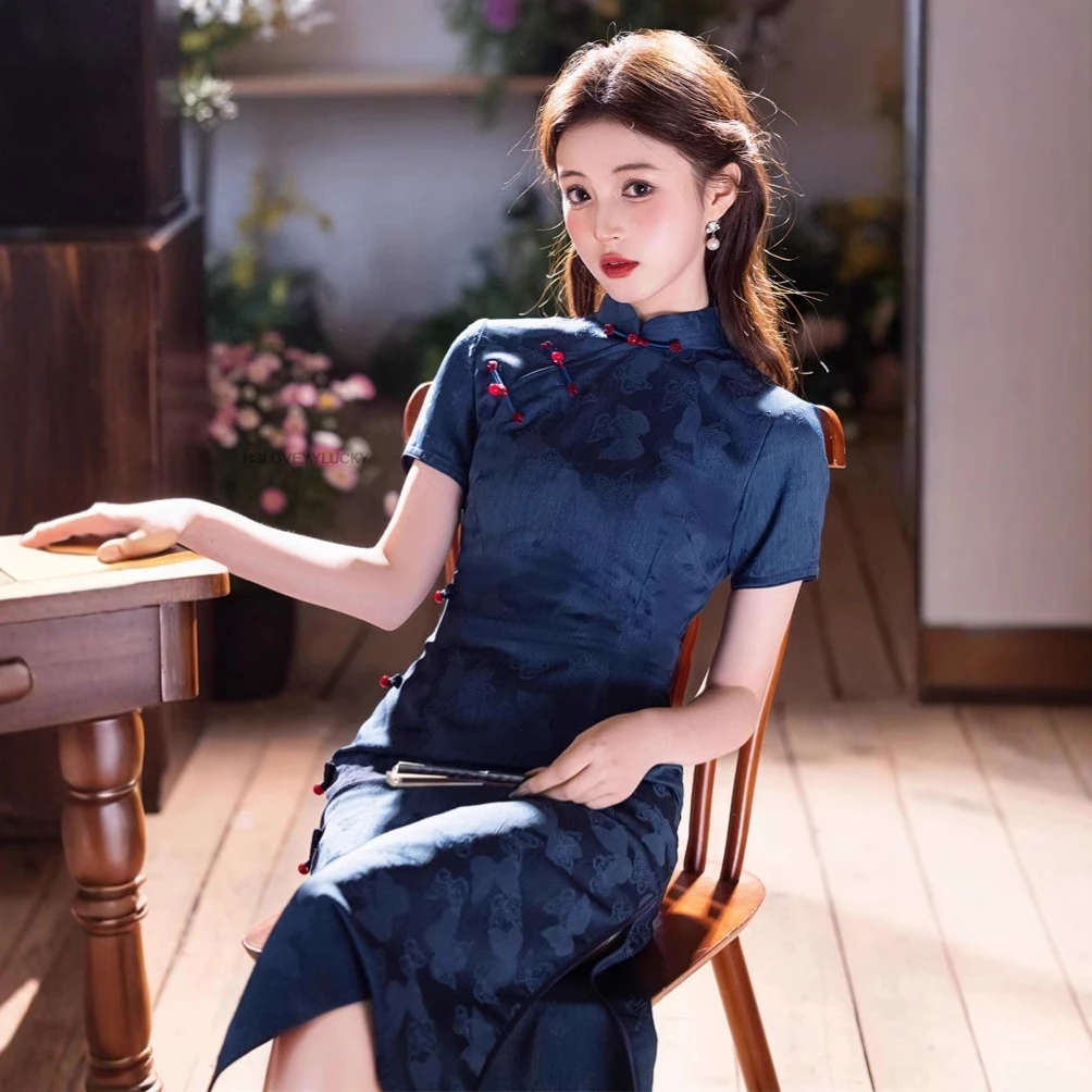 

New Spring And Summer Denim Blue Jacquard Butterfly Cheongsam Vintage Republic Of China Style Short Blue Cheongsam