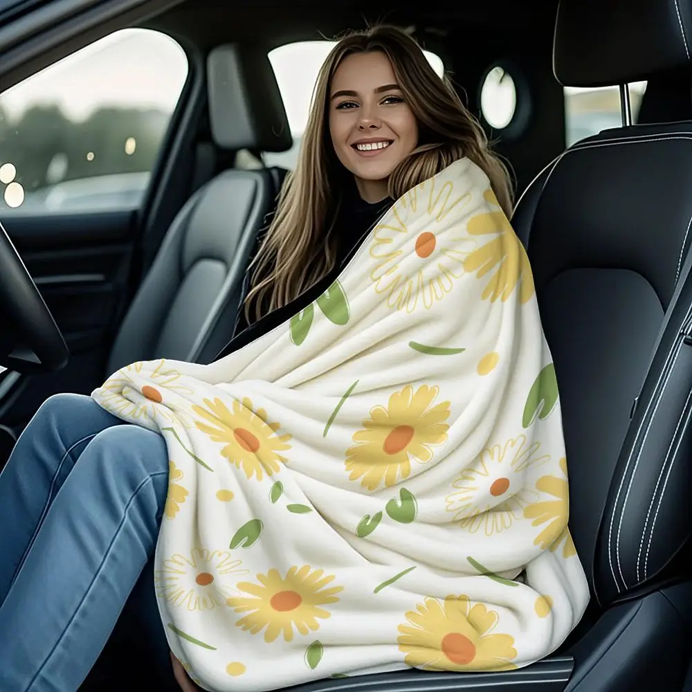 Drawn Daisy Floral Print Blanket Flannel Blanket Throw Blanket Warm Blanket Gift Blanket Soft Cottage Dorm Sofa Decor