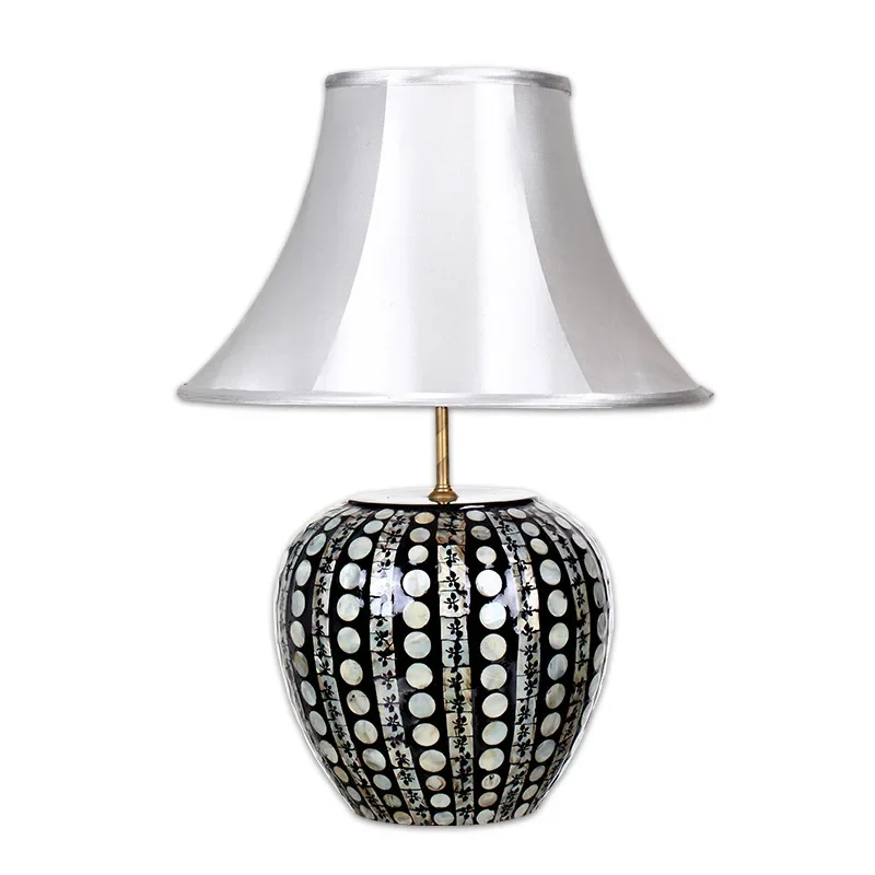 

Shell desk lamp modern simple bedroom warm bedside lamp creativity