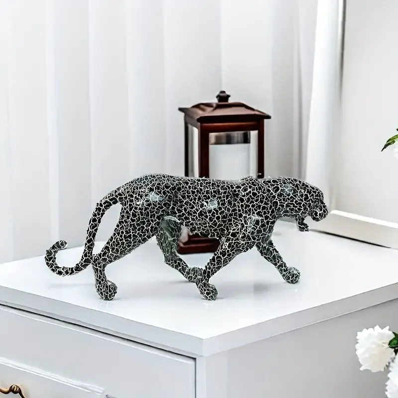 Leopard Statue Resin Pantther Sculpture Collectible Cheetah Figurine Modern Home Office Decor for Living Room Tabletop Book