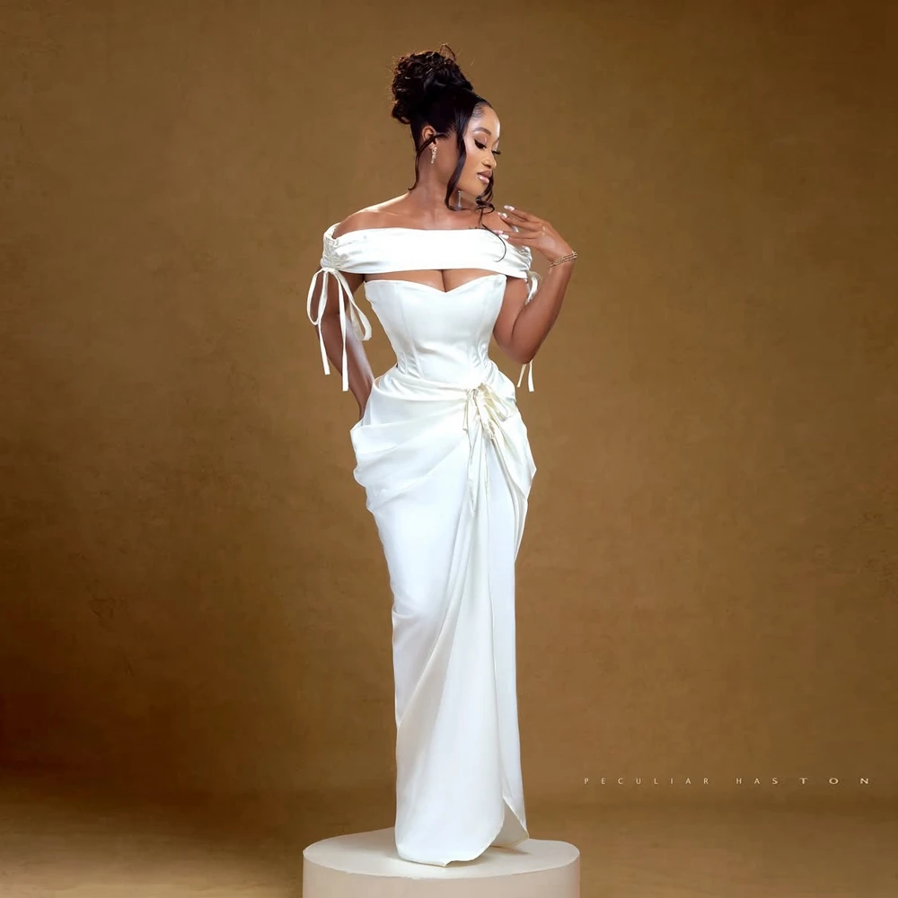 

Elegant Off-Shoulder Satin Prom Gowns with Ruched Detail Plus Size Taffeta Bow Formal Event Dresses Special Occasions Dress