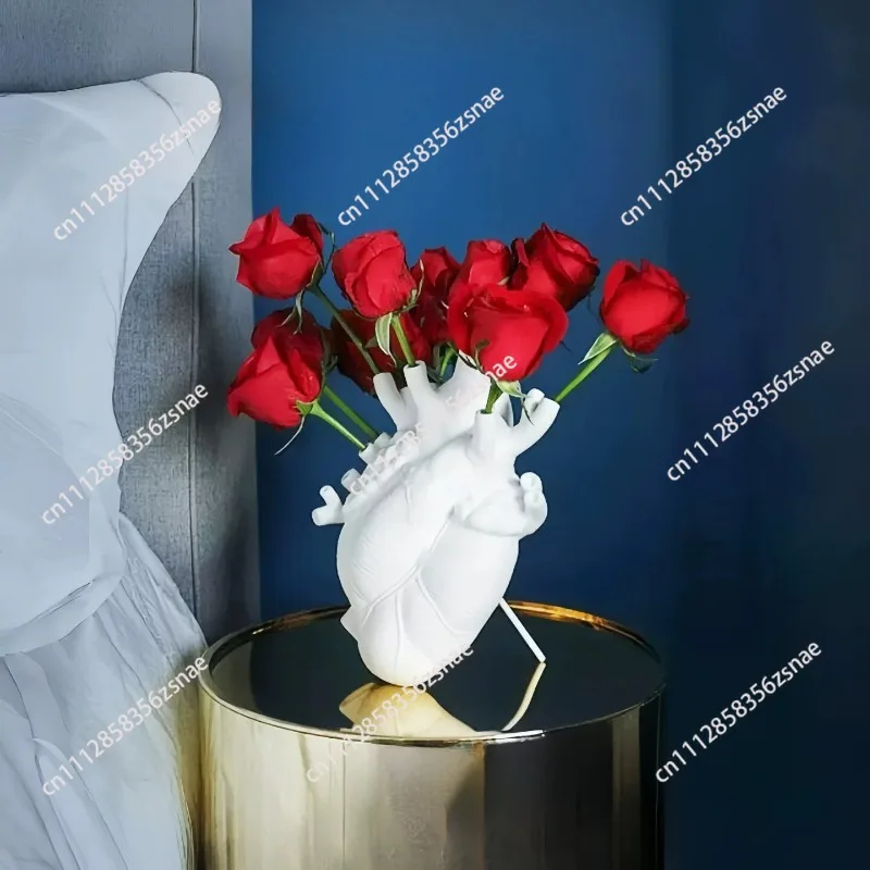 Merry Christmas Halloween Gifts Heart Vase Ceramic Ornament Premium Flower Arrangement