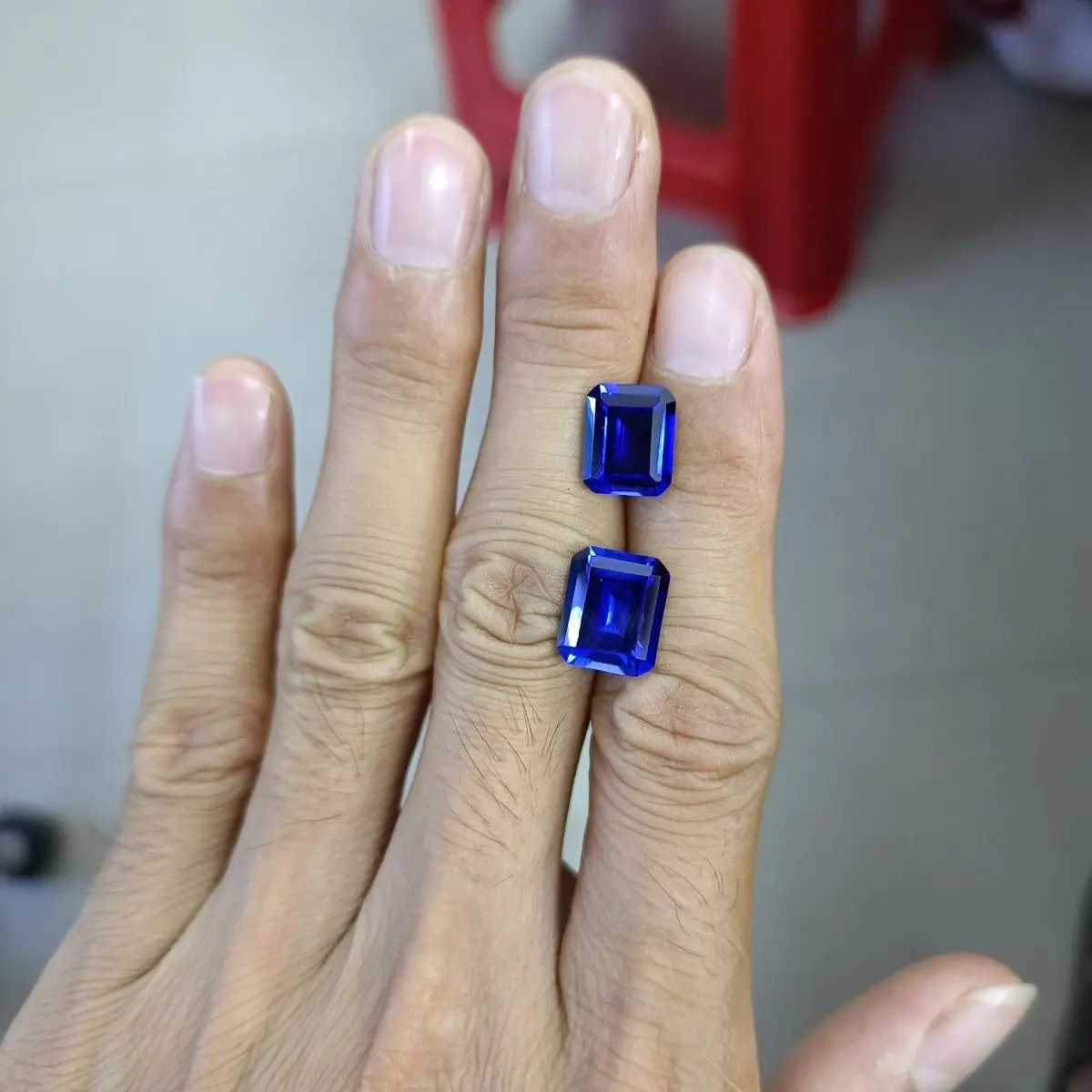 Royal blue sapphire raw stone blue corundum 9 mohs bare stone rectangular emerald cut ring ring face main stone