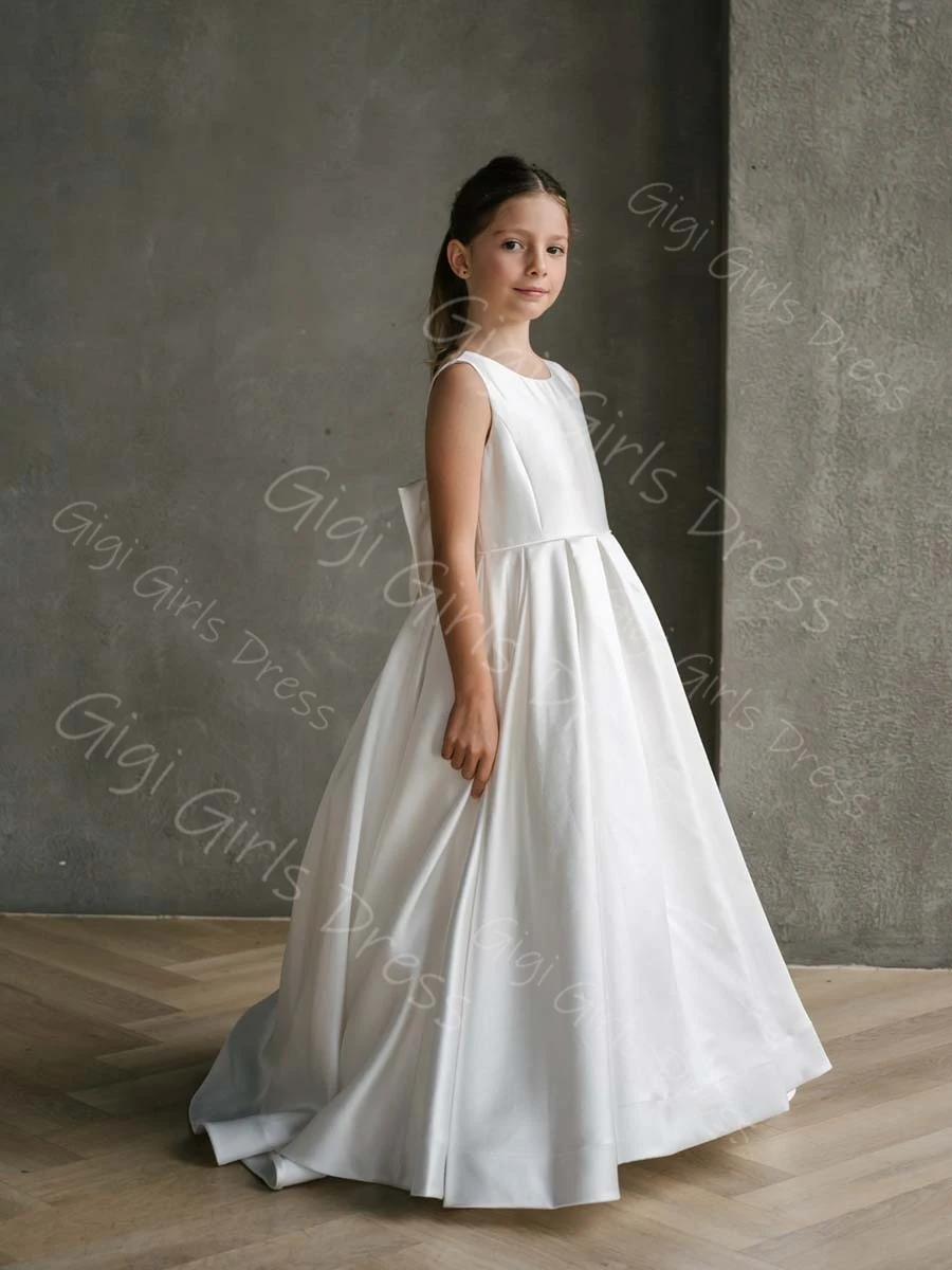 

White Flower Girl Dress for Wedding Toddlers Round Neck Sleeves First Communion Dress with Bow Floor-Length Party Gown Custom