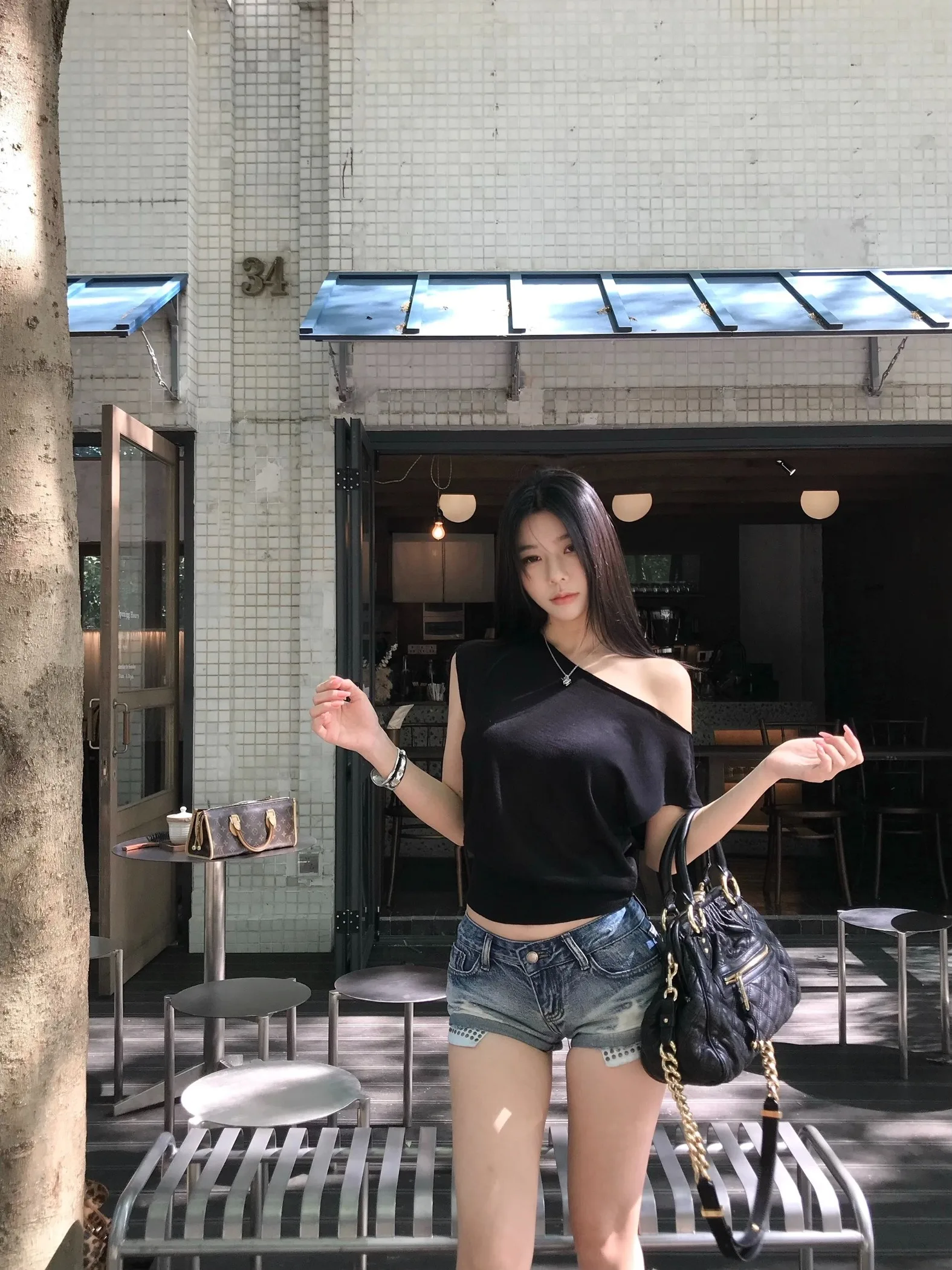 

Shoulder Baring Uneven Knit Top Low Waist Design Pocket Rivet Washed Denim Shorts Sleeveless Overhead Short Jeans Pants Set