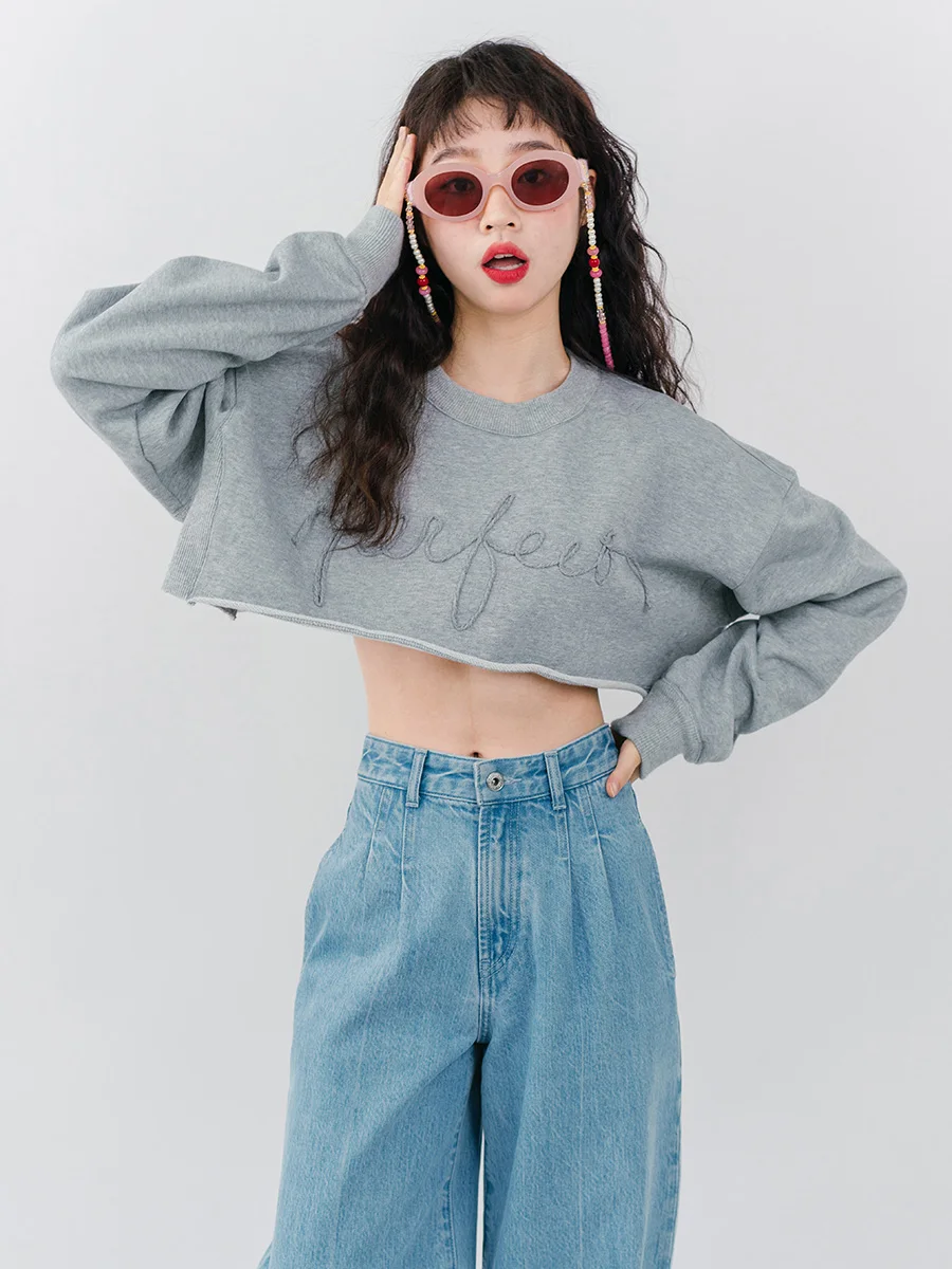 

RINING Ultra-ort Cuffed 3D Embroidery Sweatirt Street Sle round Ne Long Sve Loose Fit Organic Cotton Women's Top