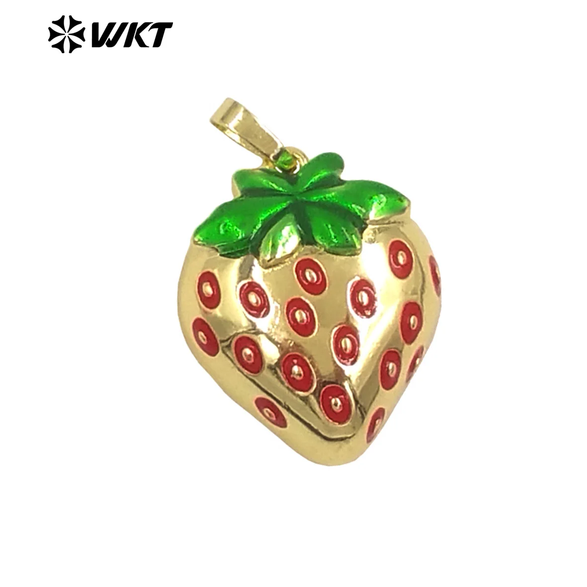 WT-JFE154 Classic Vintage Yellow Brass With Drop Oil Real Gold Plated Pendant Strawberry Shape For Friends Daily Commuter