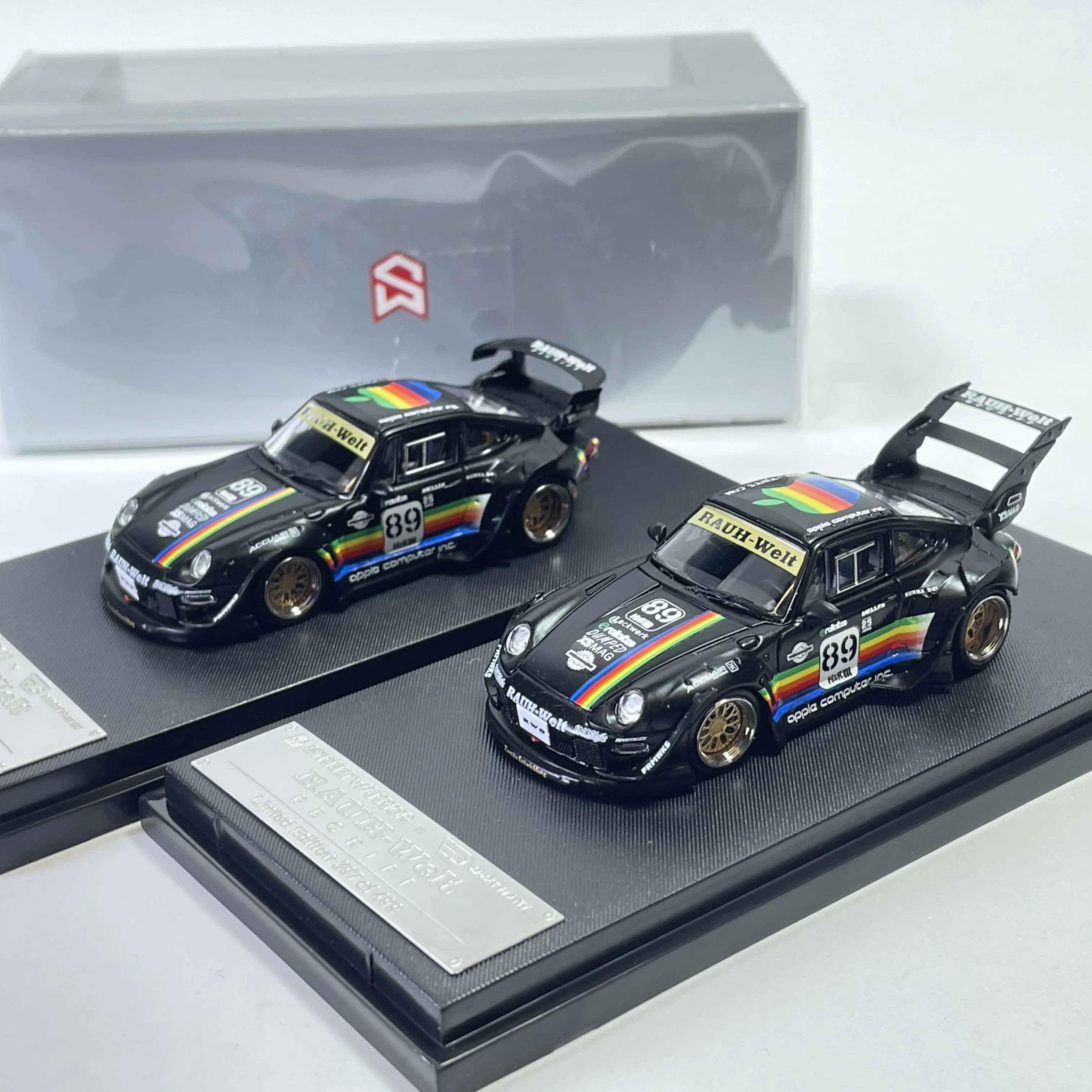 

SW 993 Apple Race Track Paint 89 No. 1:64 Alloy Car Model Simulation