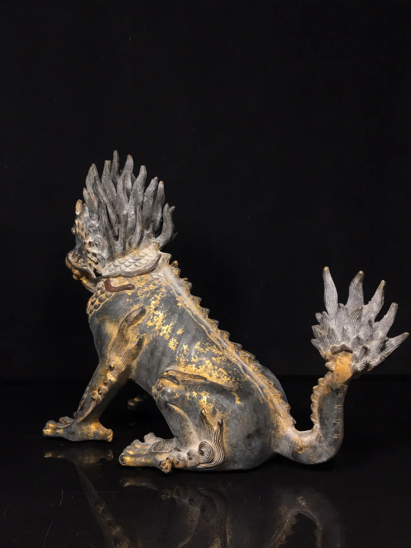 Old Bronze Gilded Cinnabar Mud gold Kirin Statue mythical beast Fire Qilin Amass wealth Ornaments Town house
