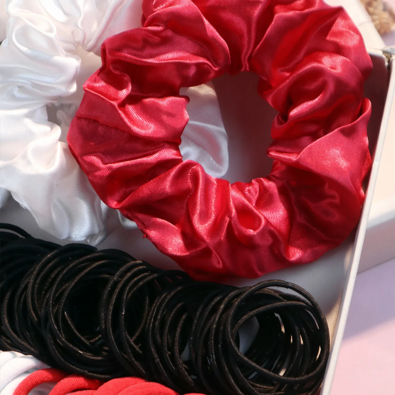 Black, White, Red, Hair Accessories Set for Women, Seamless Ponytail Holders Variety Hair Scrunchies For Women Lady 2024 New
