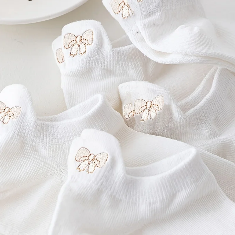 5 Pairs of Fashionable and Exquisite Embroidered Bow Women's White Short Socks Daily Comfortable Breathable and Casual Socks