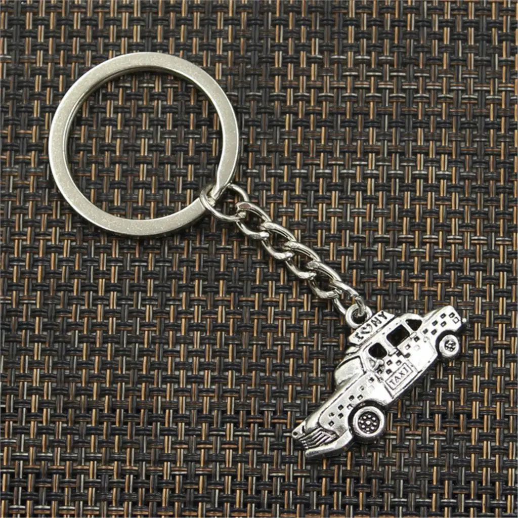Fashion New York Taxi Car 18x32mm Pendant 30mm Key Ring Metal Chain Silver Color Men Car Gift Souvenirs Keychain Dropshipping