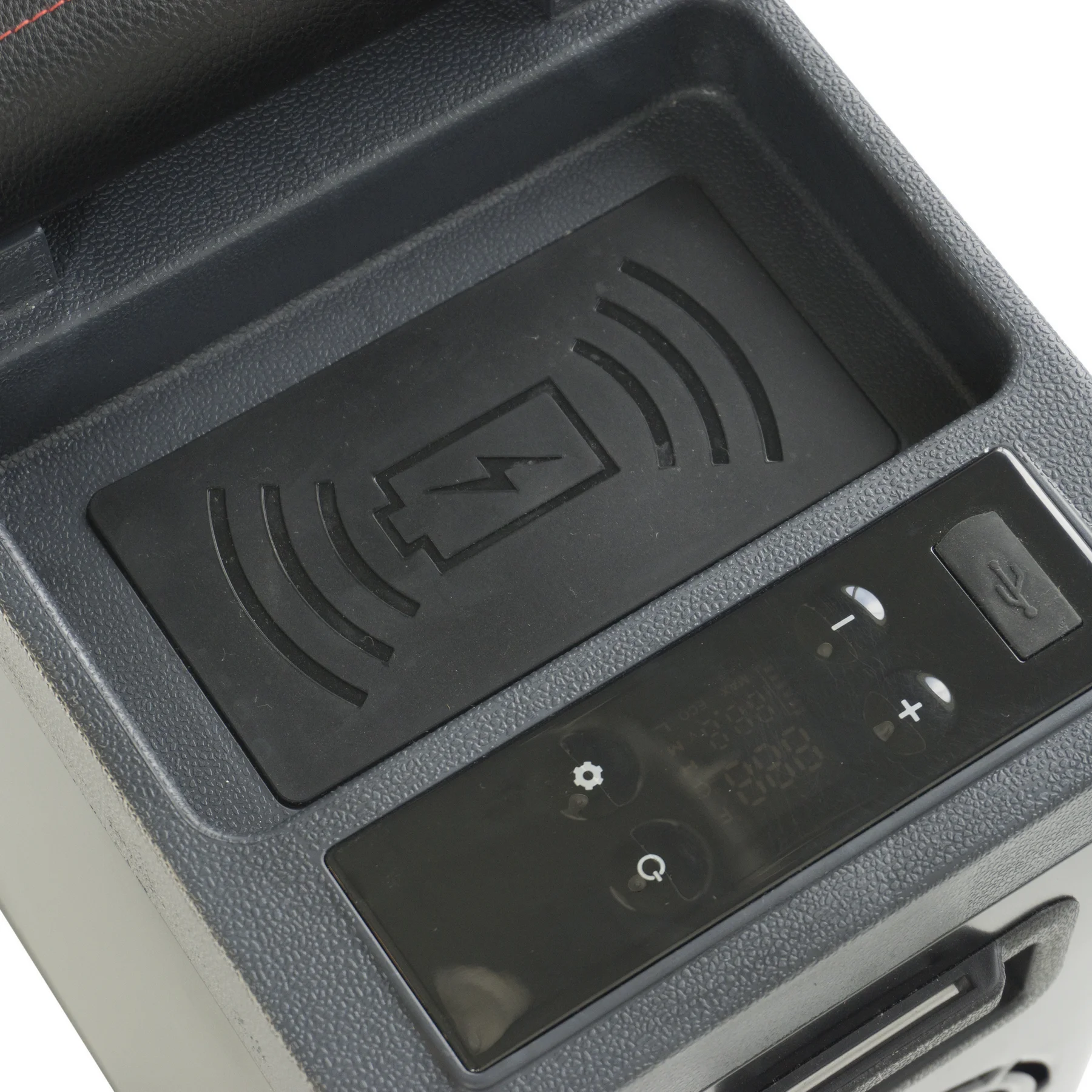 CF8 colorful Individual Mini Car Fridge DC 12V for centre armrest in car truck refrigerator with built in battery