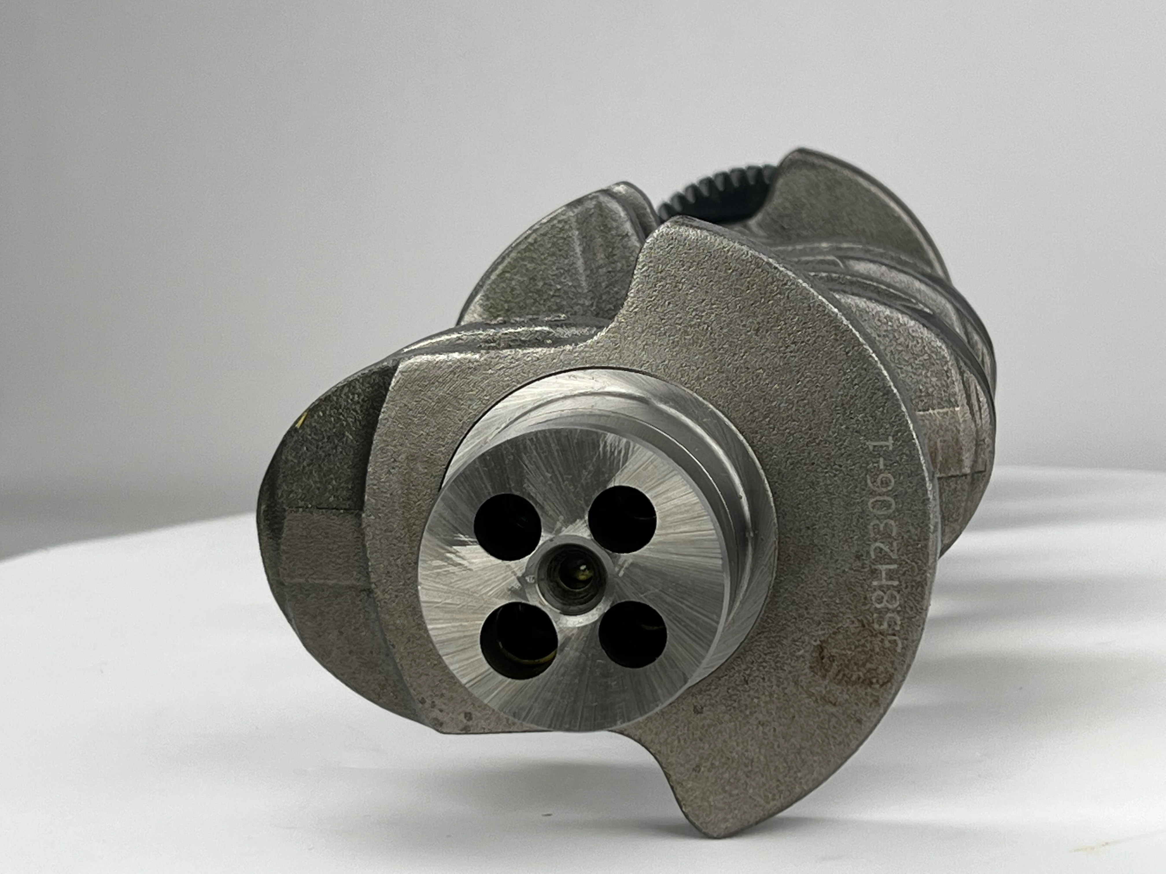 OM651 4web 6510302501 Crankshaft use for mer-d- ben- Engine E250 E300 C250 GLK250 CLS250 ML250 S250 view 5