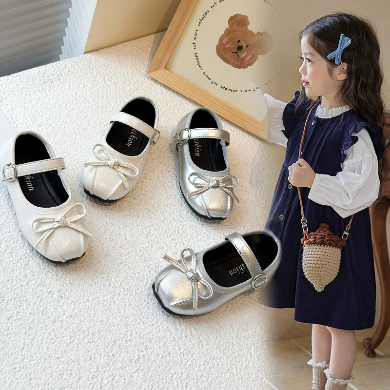 Mädchen Prinzessinnen-Schuhe mit Schleife Silberne Weichsohlen-Babyschuhe Kleinkind-Ballerinas Kinder PU-Leder Schuhe Schüler-Loafer