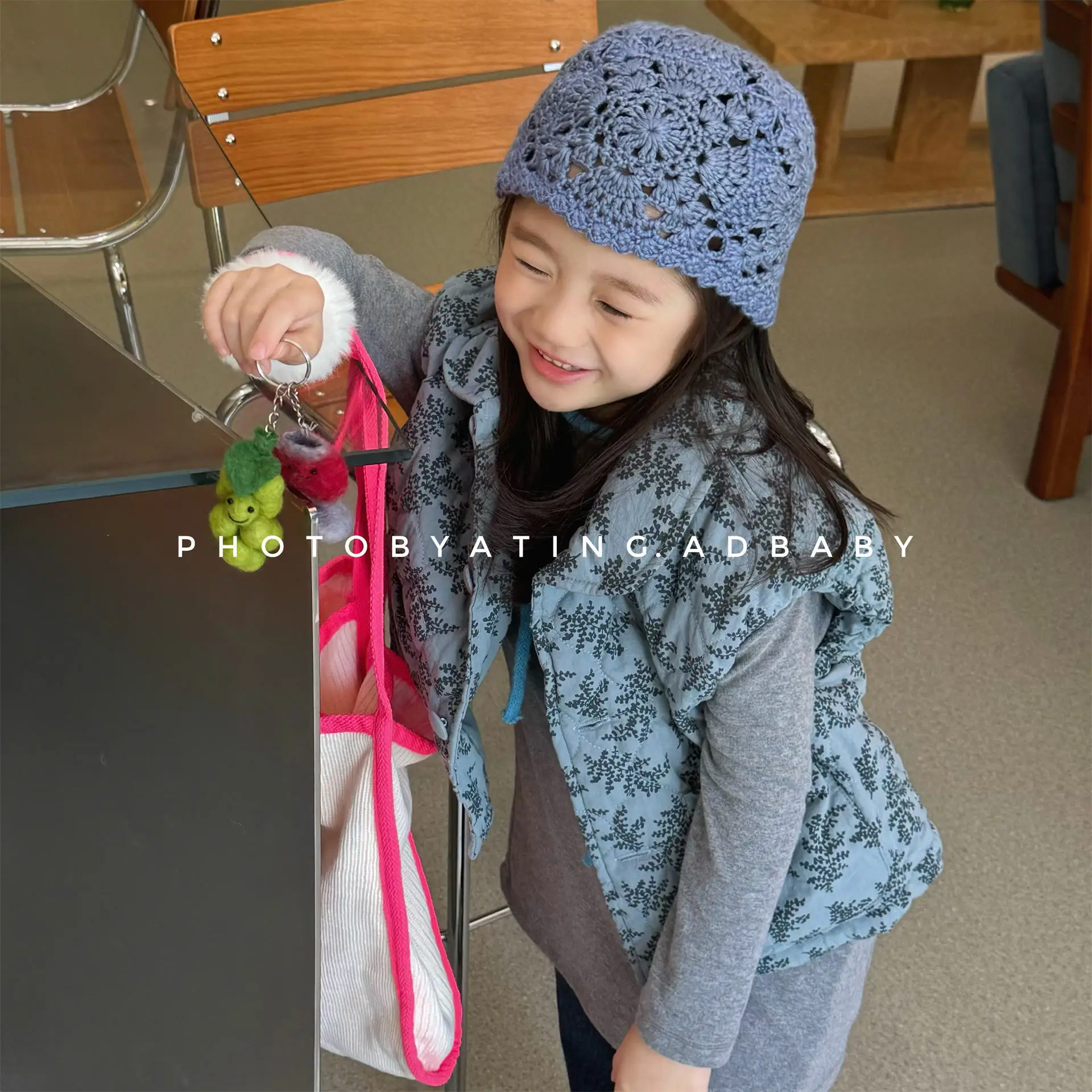 2026 Kids Quilted Padded Vest Boys Girls Korean Style Winter Warm Sleeveless Jacket Children's Thick Puffer Coat Outerwear