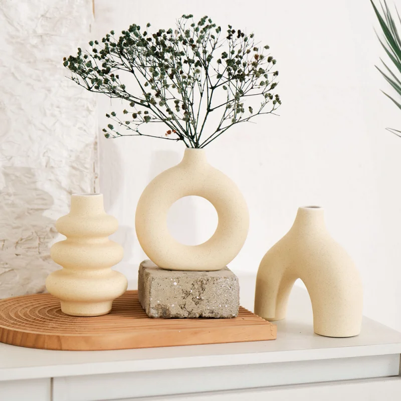 

Bohemian Style Three-Piece Set White Ceramic Vase Round Geometric Design Vase Unglazed Set Vase