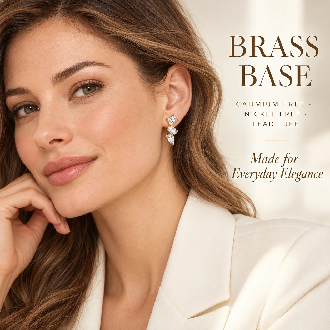 Moonmory Geometrische Drei-Stein-CZ-Ohrstecker für Damen 5A Ovaler Birnen-Zirkon Messing 14K Gold Doppelt Vergoldeter Schmuck Großhandel – Detail 6