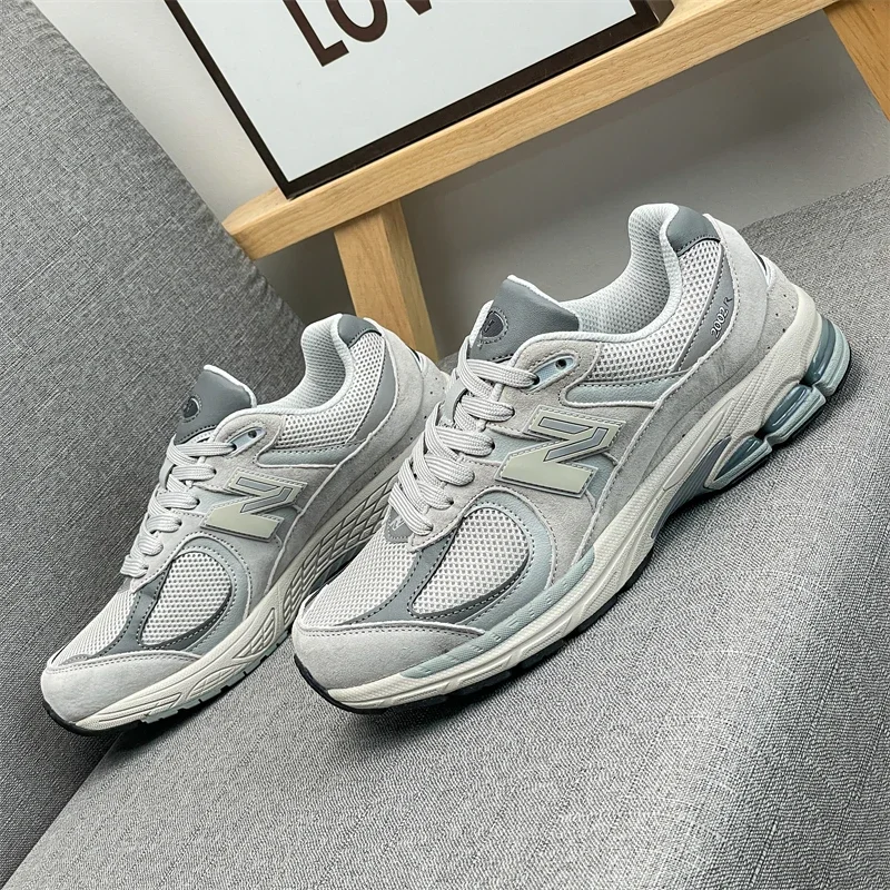 

2025 Casual and fashionable outdoor breathable and anti-odor sneakers lightweight cushioning 32 walking traveell