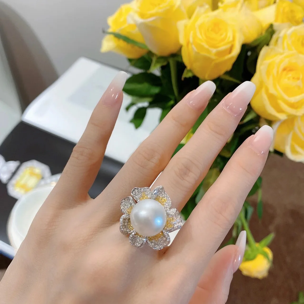 New Bright Luxurious Floral White Pearl Ring Women\'s Zircon Wedding Engagement Anniversary 925 Sterling Silver Jewelry Open Ring