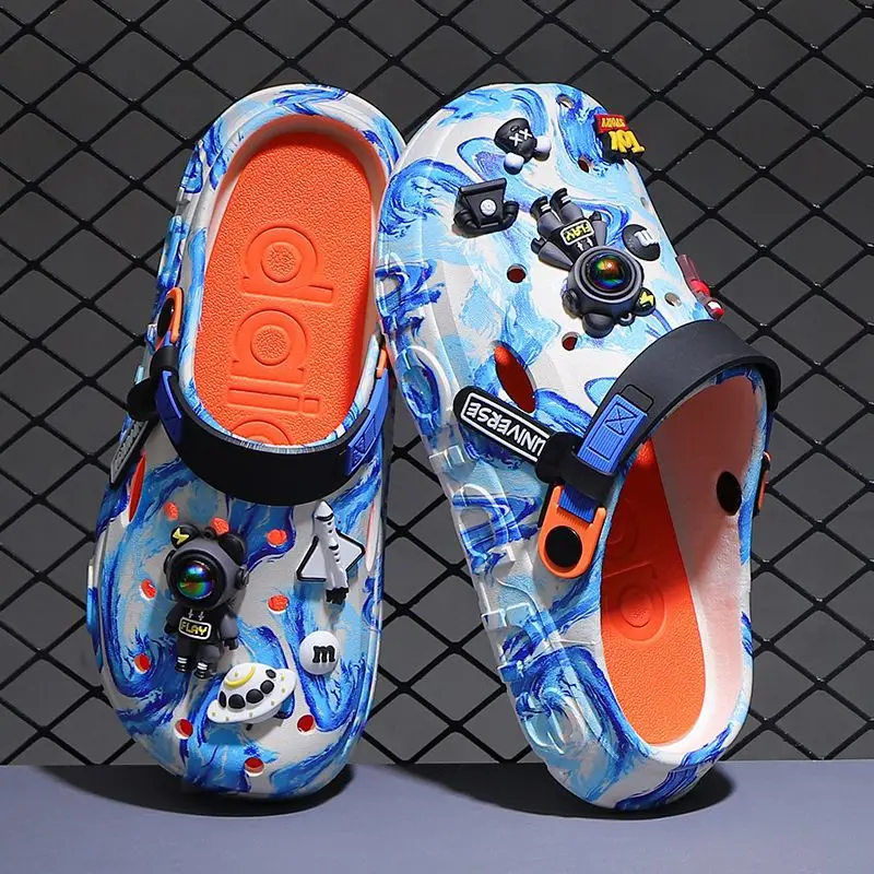 2026 new EVA perforated shoes for men, summer wear, anti odor thick sole, anti slip and wear-resistant women's bag toe sandals