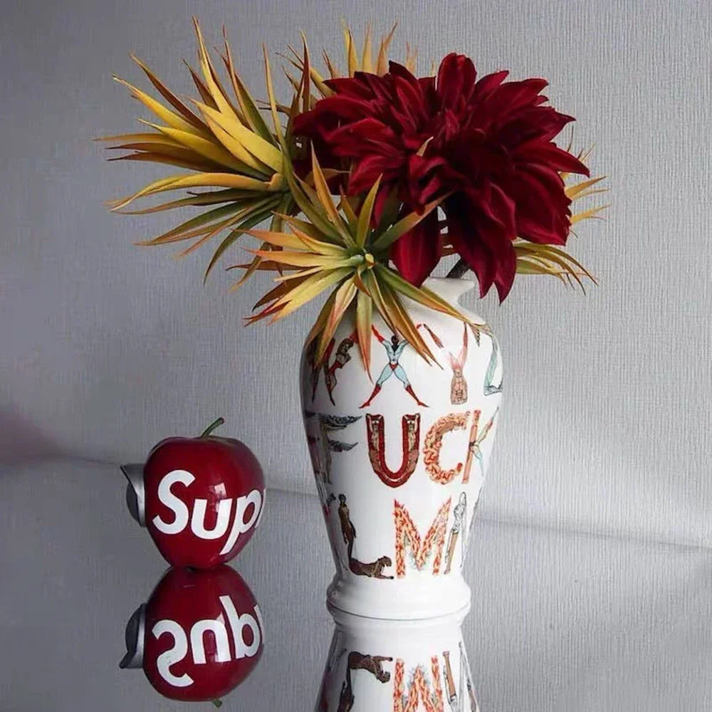 18SS Stylish Alphabet Super Cool Trendy Dirty Ceramic Words Vase Decorations Vase INS Style Flower Pot Home Decoration