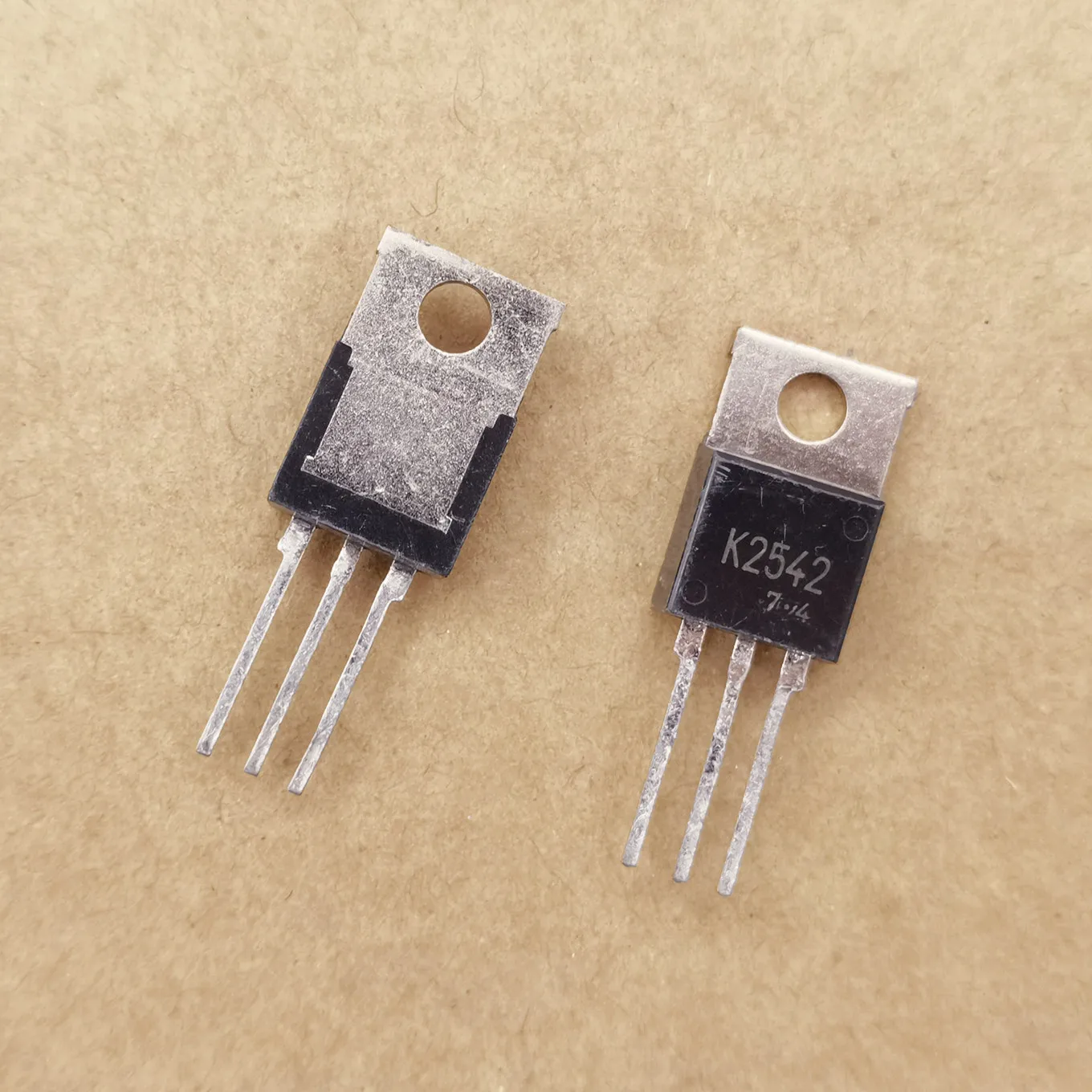 Original New 100% 2SK2542 K2542 8A 500V TO-220 N-channel Power Accessories