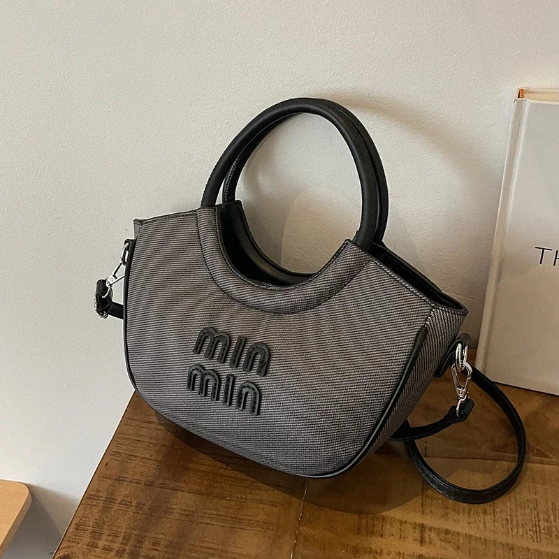 حقيبة ساعي جلدية عصرية للنساء حقيبة كتف كروس أنيقة محفظة حمل ماركة فاخرة