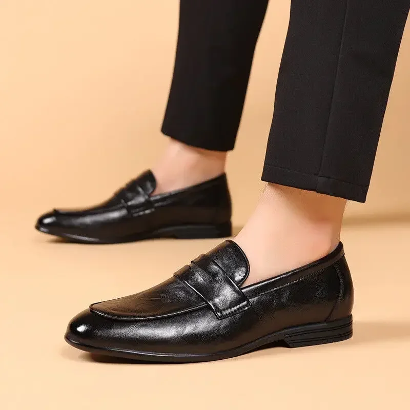 Male Casual Shoe Flat Brown Adults Social Fashion 2025 Men\'s Leather Loafers Shoes Slip-on Low Price Designer Luxury Sale Pu