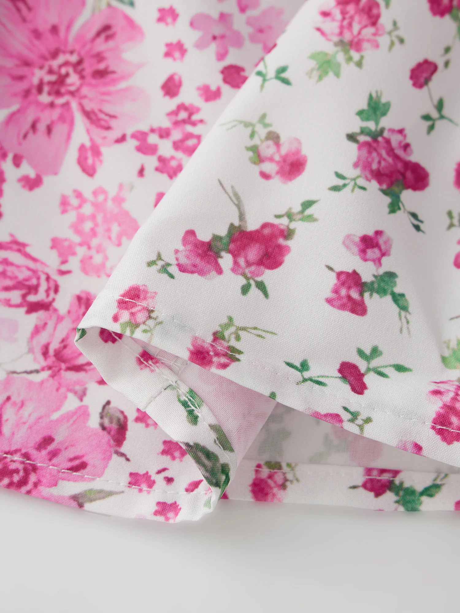 Damska sukienka mini w kwiaty Stylowa sukienka z krótkim rękawem i dekoltem w kształcie litery A