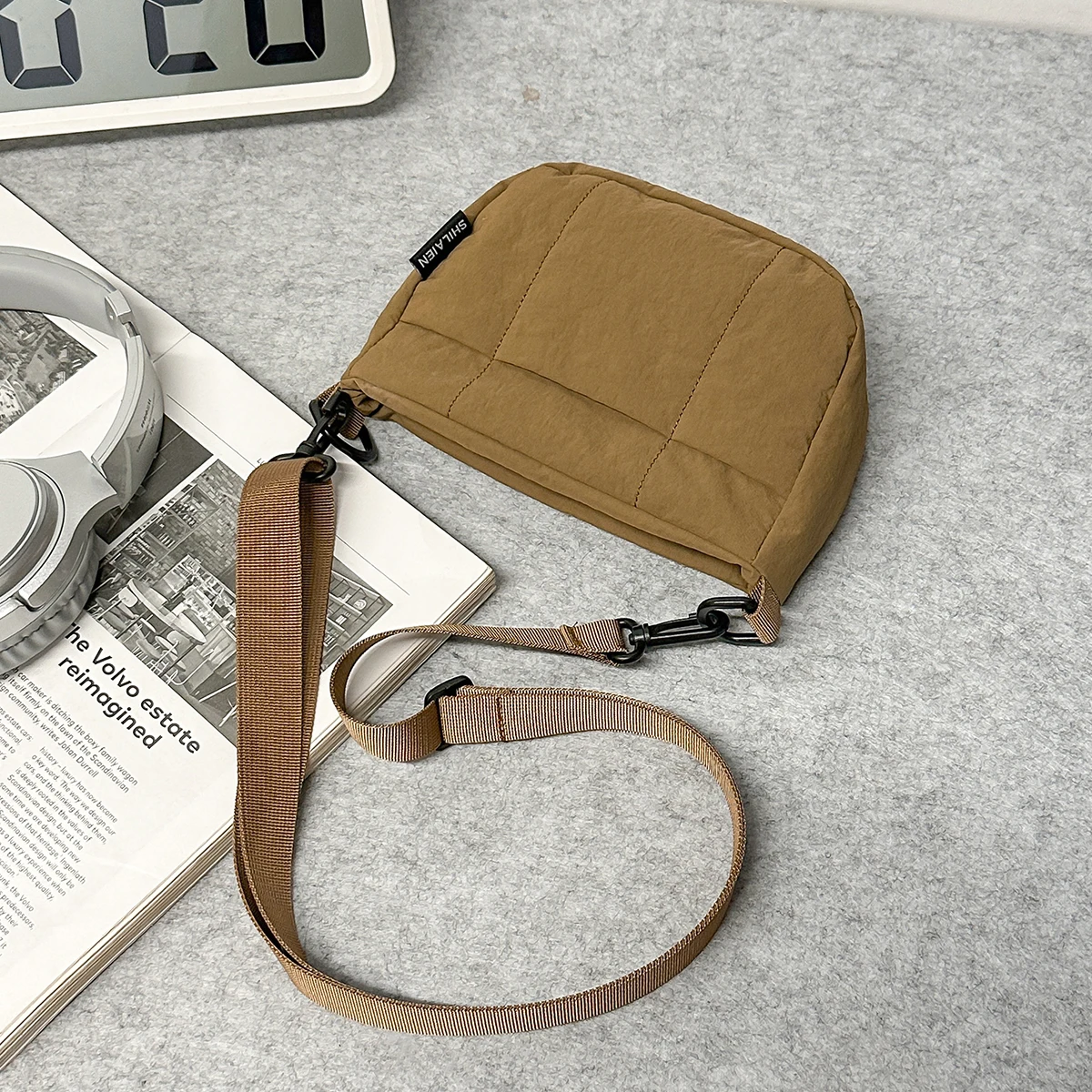 Neue wasserdichte und verschleißfeste, vielseitige, lässige Pendeltasche, kleine Umhängetasche für Männer und Frauen, Outdoor-Reise, Diebstahlschutz, leichte Umhängetasche, Münze und Handytasche