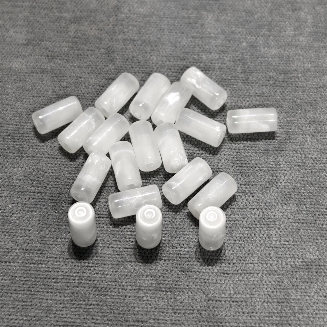 Accordion Accessories Black and White Bass Button, Directly Supplied By the Factory