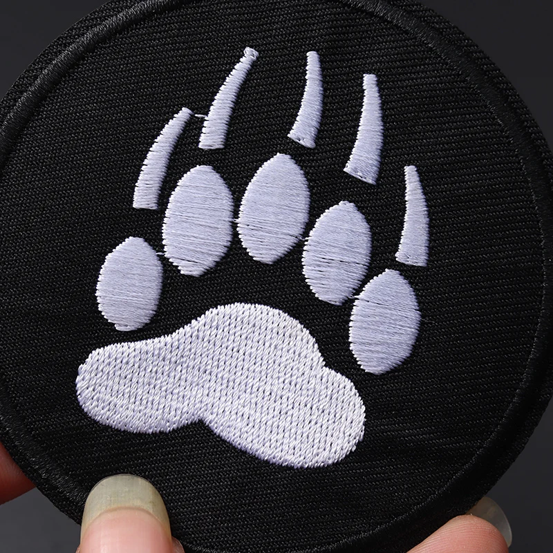 Round bear paw size: 7.9x7.9cm Patch Embroidery Applique Ironing Sewing Supplies Decorative Badges For Clothing Accessories