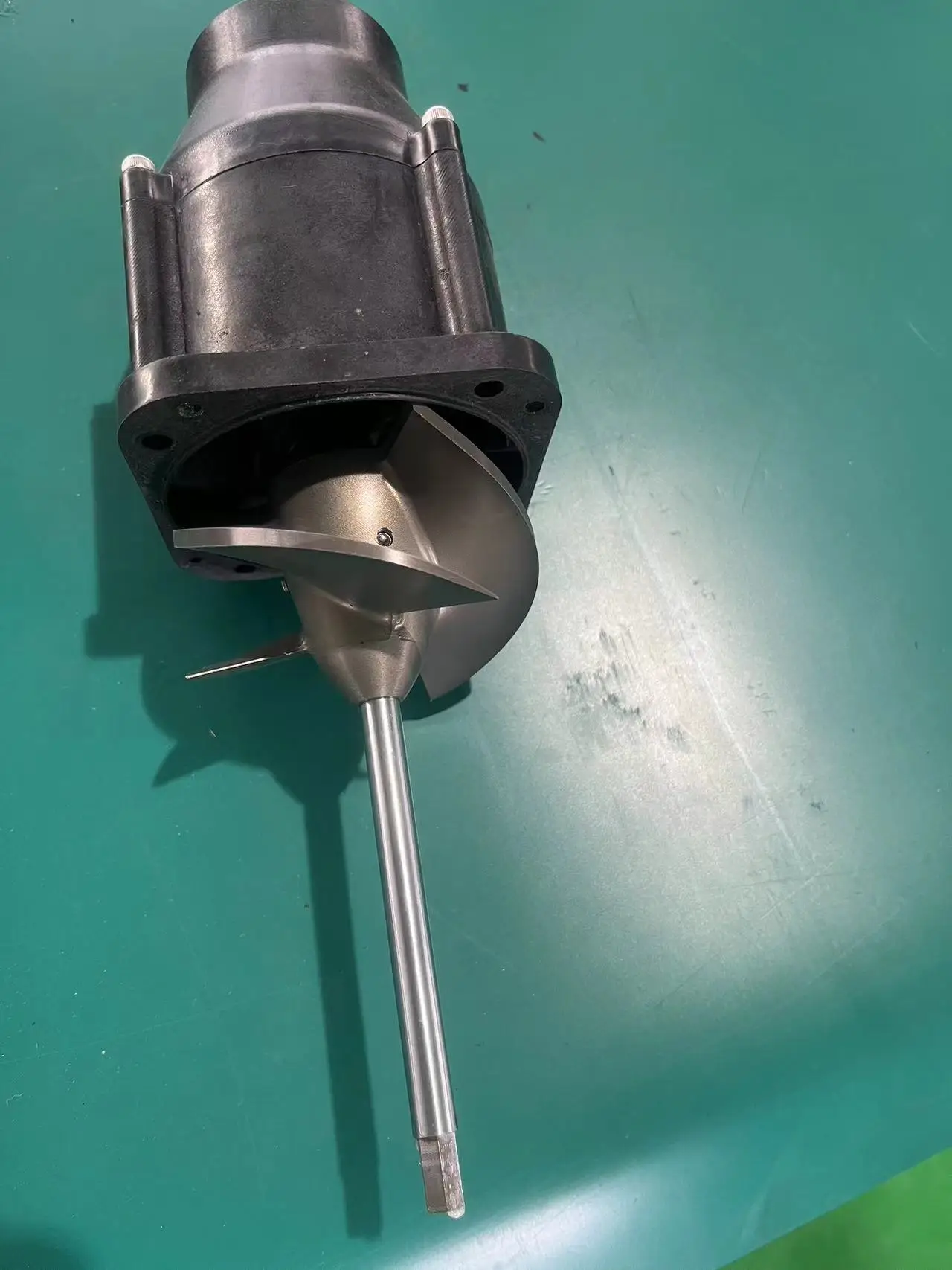 Black Knight G2 Outlet Assembly (Propeller with Shaft and Guide Vane)