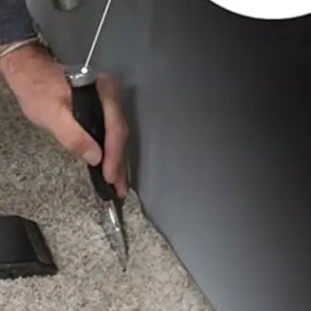 for Comfort Grip Carpet Fitting Tool with Blade Ensures Secure Placement of Carpeting in For Stair Gaps for Comfort