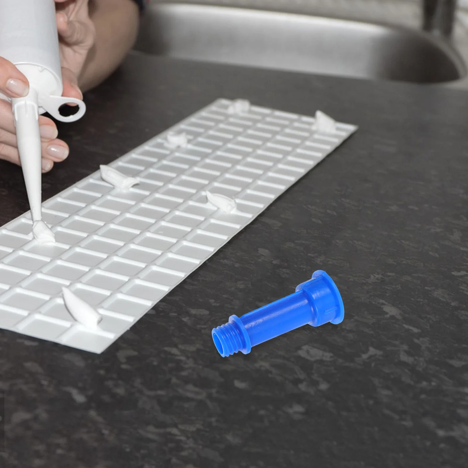 

4Pcs Caulk Nozzle Reusable Application Tips for Sealant Dispense Finisher Tool Home Renovation DIY Construction