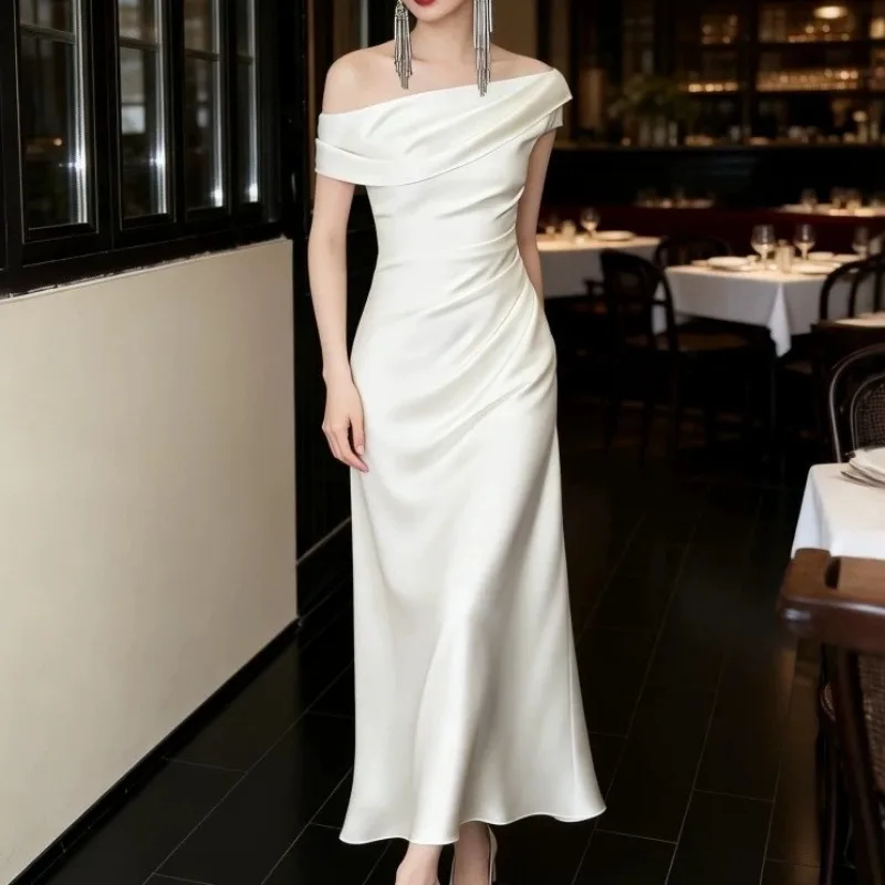 Summer French-style Off-the-shoulder Morning Dress Elegant and Chic A White Evening Dress for A Woman Getting Married Pure Color