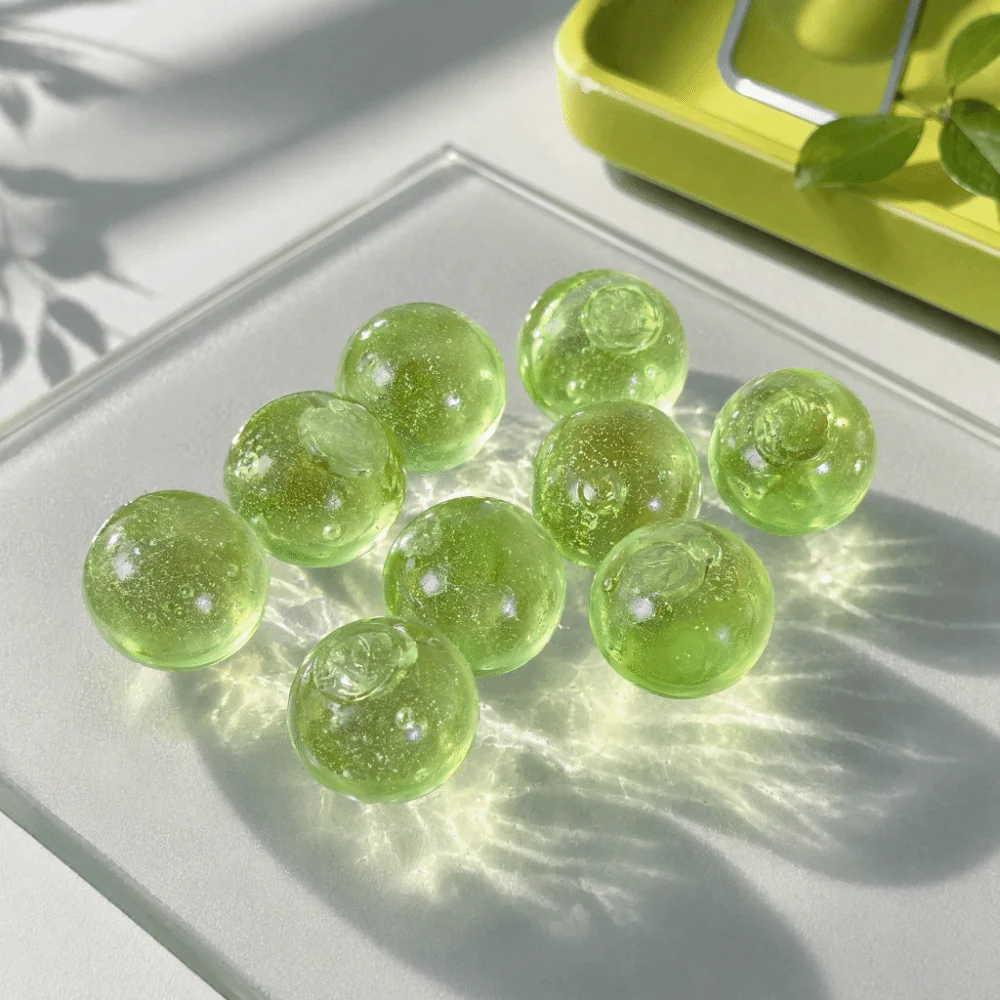 Green Grapes Shape Coconut Oil Stress Ball Funny Design Reusable Soft Stress Relief Toy Realistic Glossy Slow Rising Squeeze