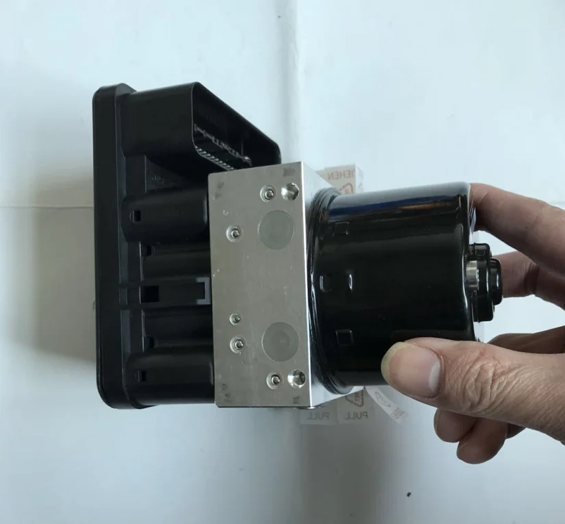 

Высококачественный насос ABS и блок управления ABS 1k0614517b 1k0-614-517b 1k0 614 517b 1k0 614 517 B 1k0-614-517-b для немецких автомобилей