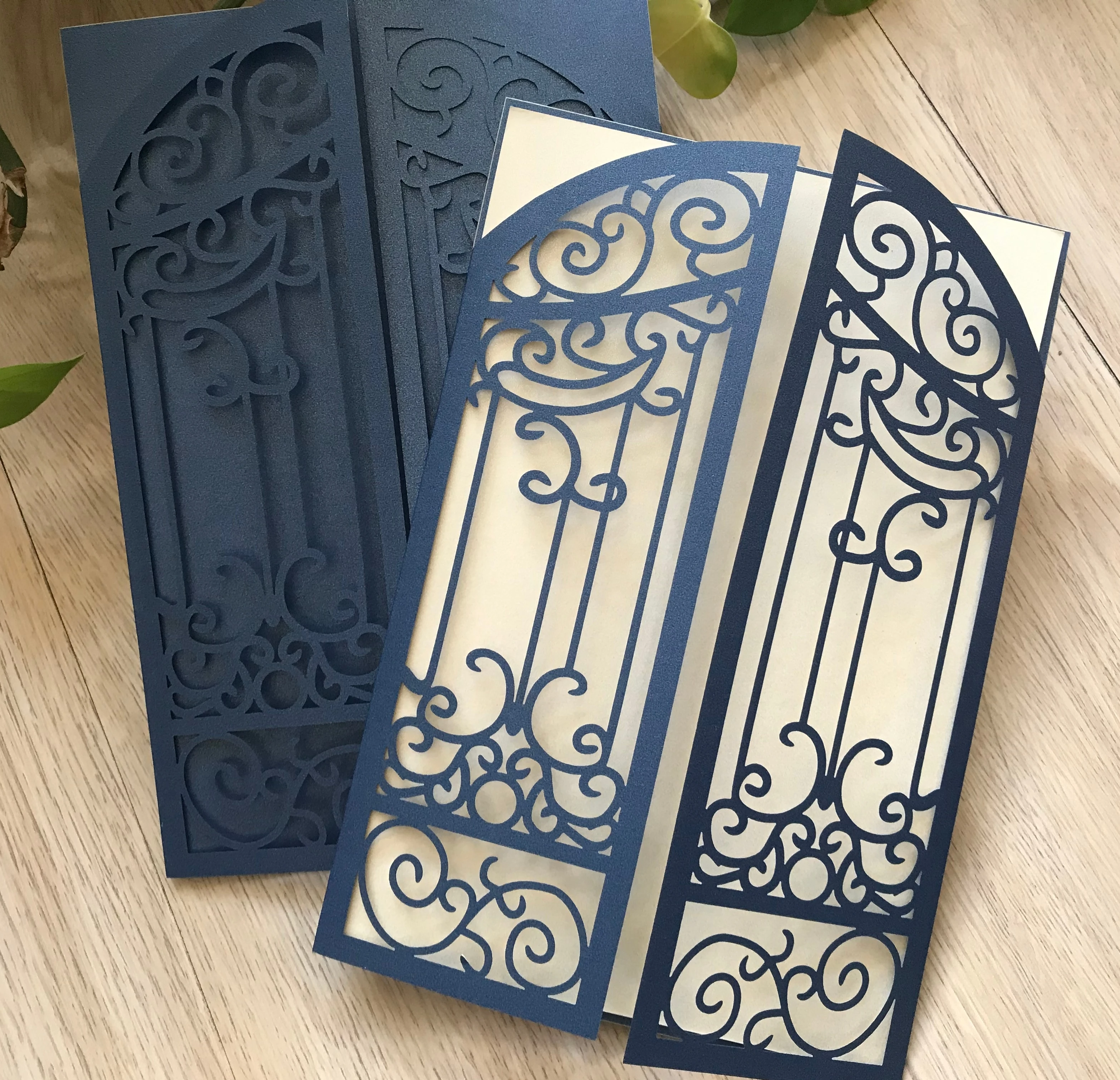 Custom 10pcs Pearl Paper Cream Laser Cut Wedding Invitation,Gate Wedding Invite,Birthday Invitation Cover for Party Decoration