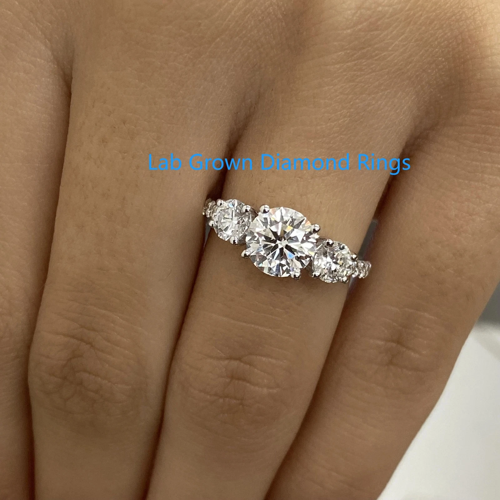 

Round Diamond Engagement Ring 1CT Main Stone IGI Lab-Grown Diamond DEF VS-VVS 3 Stone Platinum 950 Ring For Women Party Jewelry
