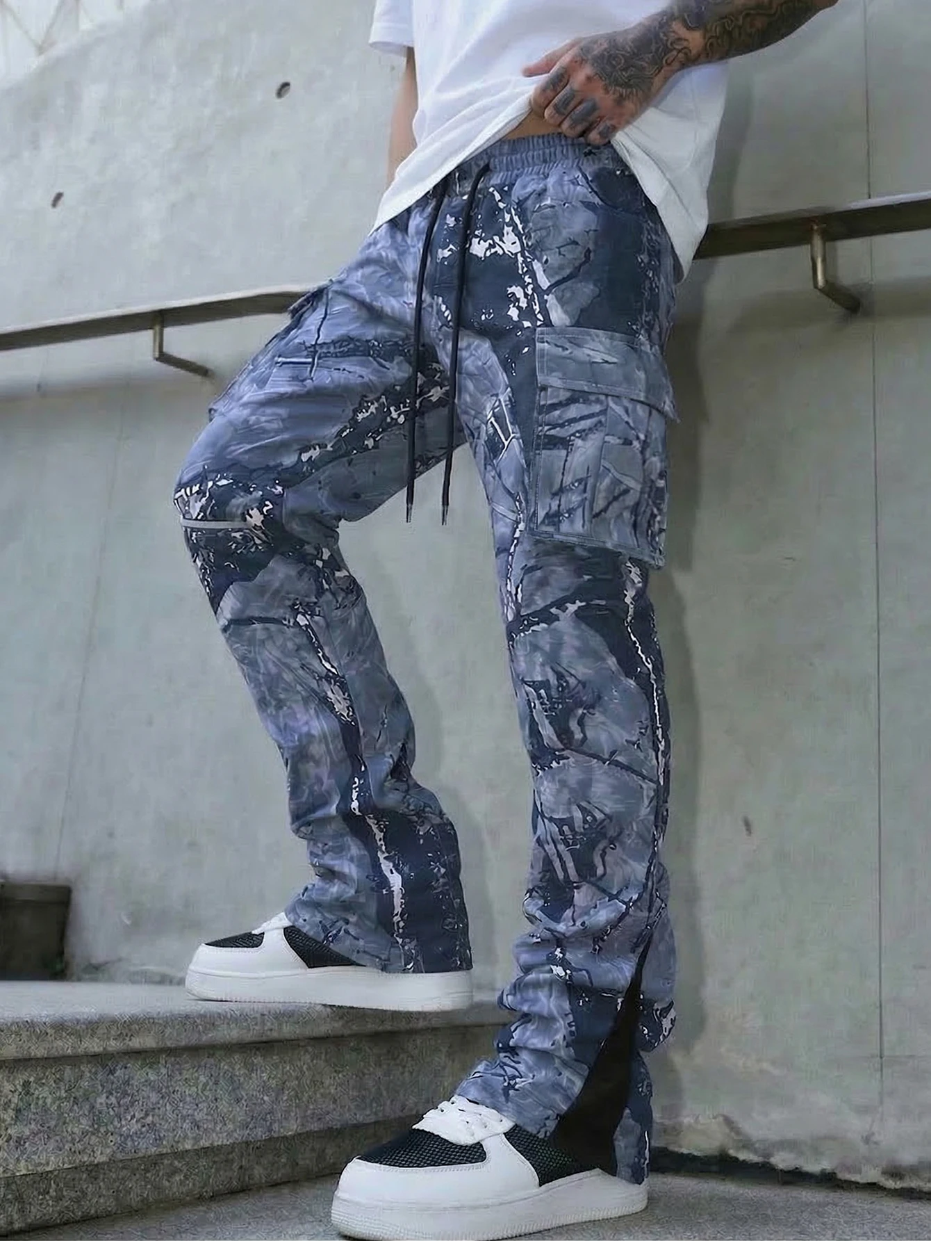 

Men's Fashion Utility Pants Tree print， Combat Cargo Pants，Woodland Camouflage Tactical Streetwear Side Drawstring Waist，Men's b