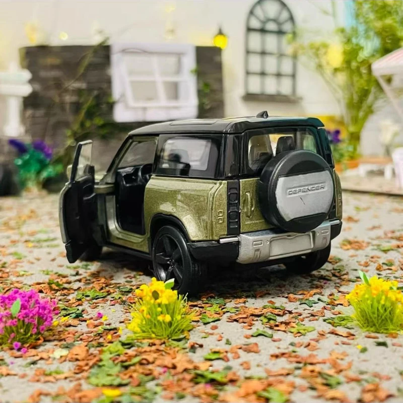 WELLY 1:36 2020 Land Rover DefenderจําลองรถDiecastโลหะรุ่นรถเด็กของเล่นของขวัญ
