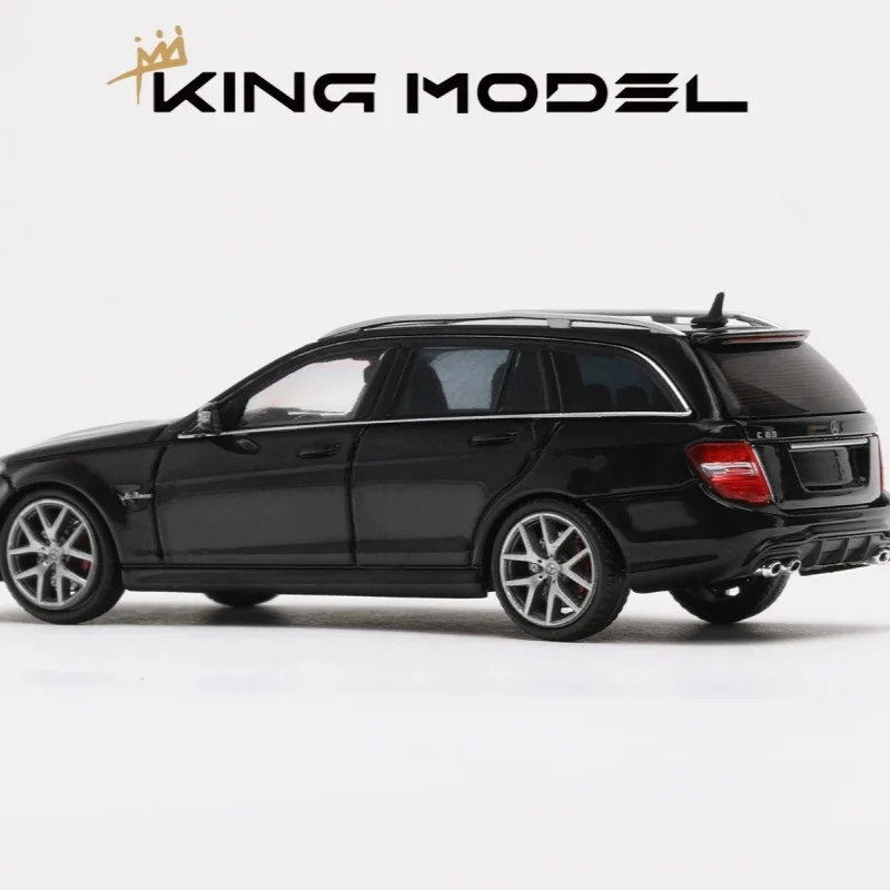 Pre-order *KingModel 1:64 C63 W204 Wagon Legering automodel - verzonden in maart