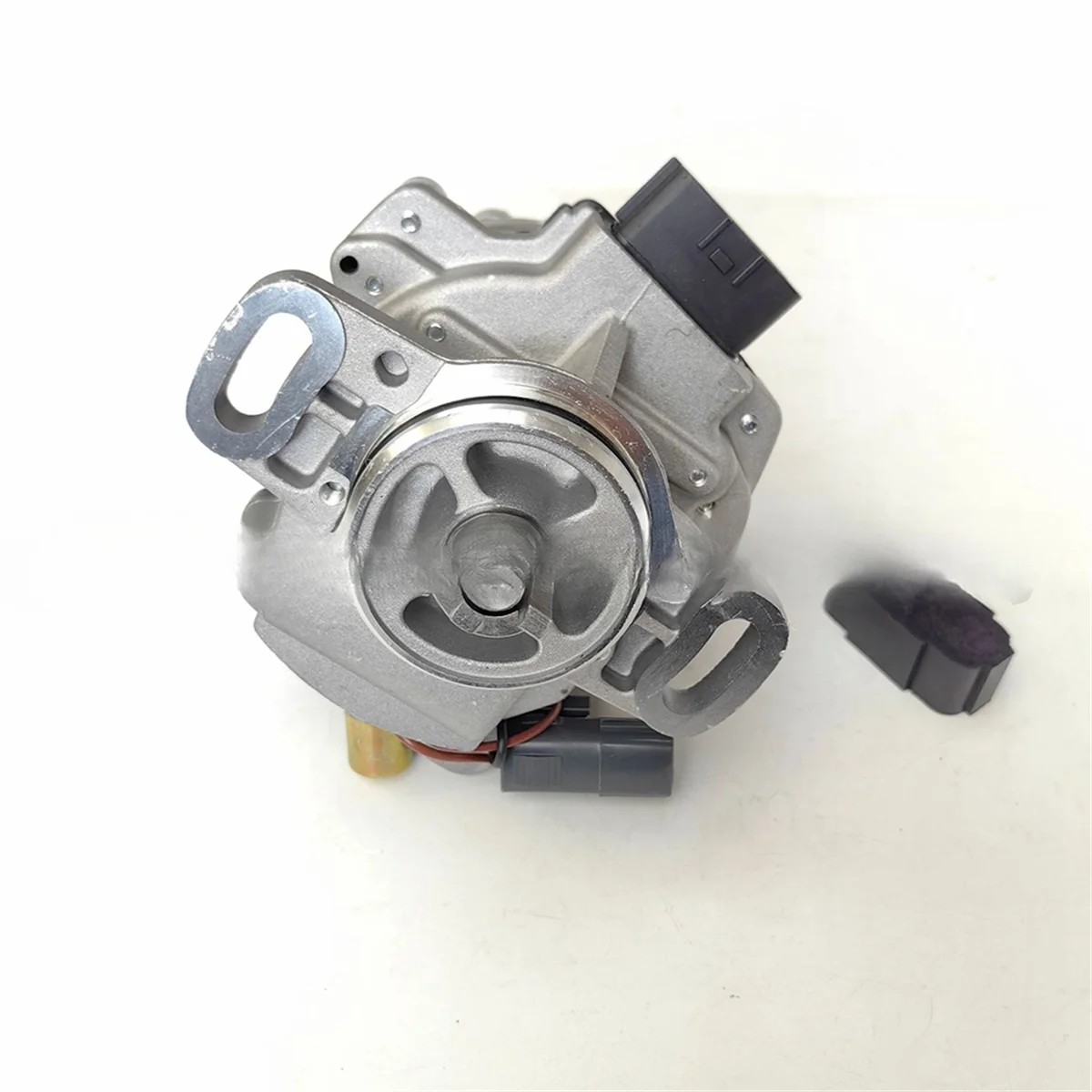 

#933Q Ignition Distributor 22100-0M000 22100-0M001 22100-F4302 for Nissan TSURU B13X Sentra B14 (Plastic+Metal)